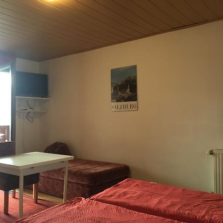Hotel Haus Kernstock Salisburgo Esterno foto